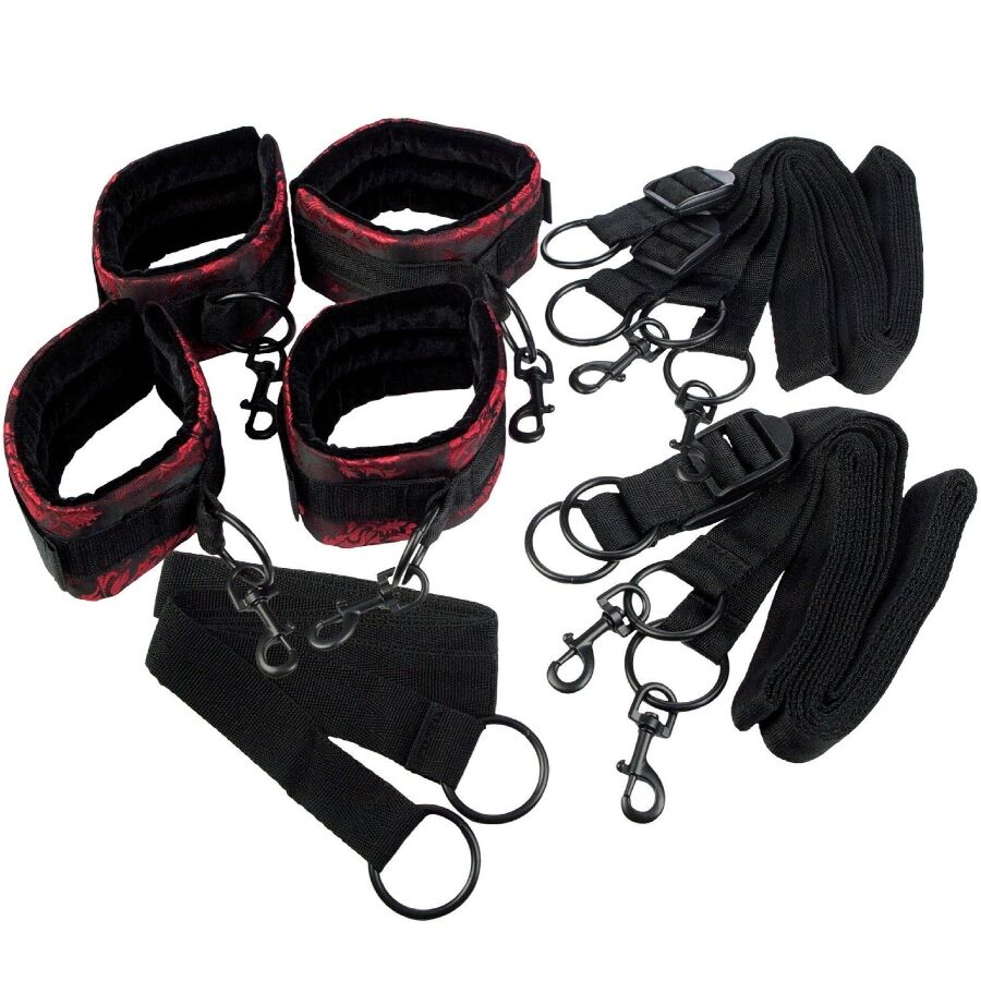 CALEXOTICS - SCANDAL SET DE ATADURAS CAMA